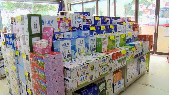 邛崃生活物资供应充足，市民安心选购日常用品